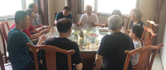 齐聚枫叶正红--共享欢乐盛宴