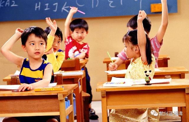 【蓝博湾】现房清盘特惠，沿街现铺、loft公寓、车库、储藏室，超低价发售，仅此一次！