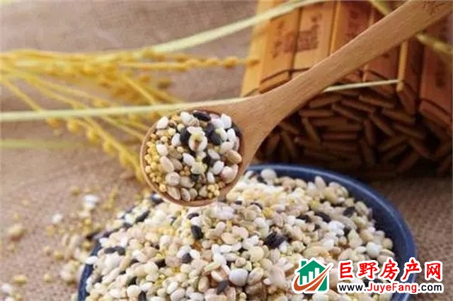 世纪万悦城 | 等一场春雨，与您共赏一片春暖花开