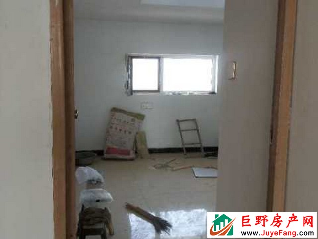 文景新城 3室2厅 120平米 简单装修 1000元/月
