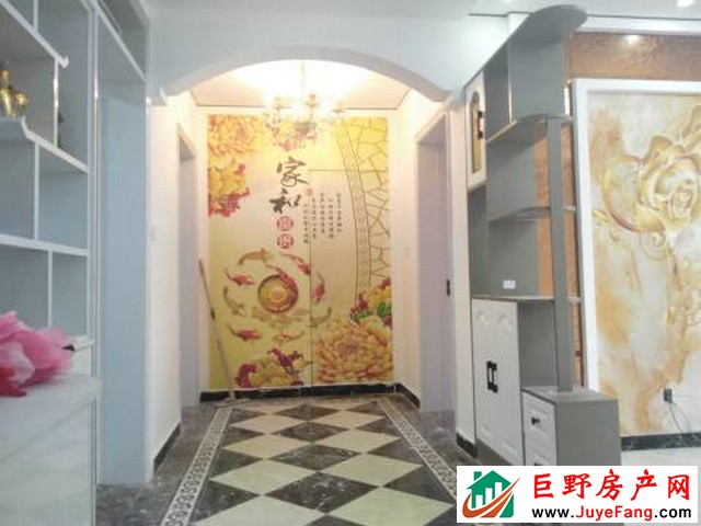 金麒麟小区 2室1厅 86平米 精装修 930元/月