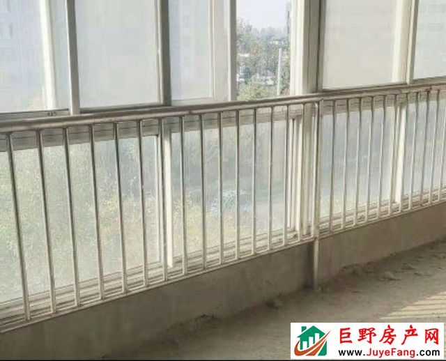 文昌府邸 3室2厅 128平米 毛坯 万元