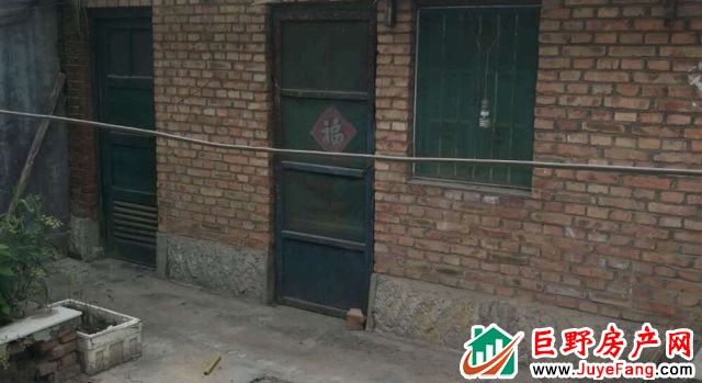 丰泽小区 2室3厅 90平米 简单装修 400元/月