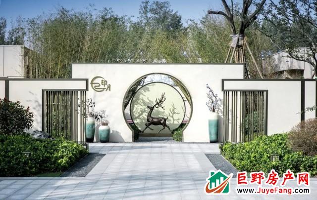 【凯兴学府】相约三月天丨魅力女神节，花艺DIY诚邀您的参与！