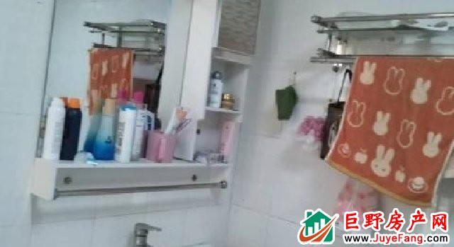 怡苑小区 2室1厅 90平米 简单装修 600元/月