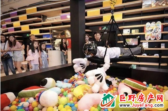 壹品公馆闯关赛，不要钱还送平板电脑，哎！就是玩！