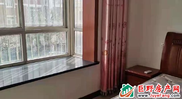 上海嘉园二期A区 2室2厅 97平米 简单装修 13000元/月 上海嘉园二期A区 2室2厅 97平米 简单装修 13000元/月
