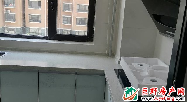 文昌苑小区 2室2厅 98平米 精装修 1100元/月