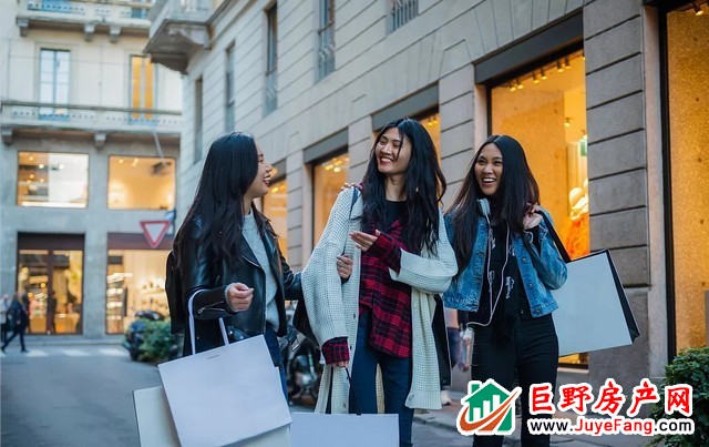 华鹏·麟珑印｜24小时理想生活图鉴，邂逅美好从此刻开始