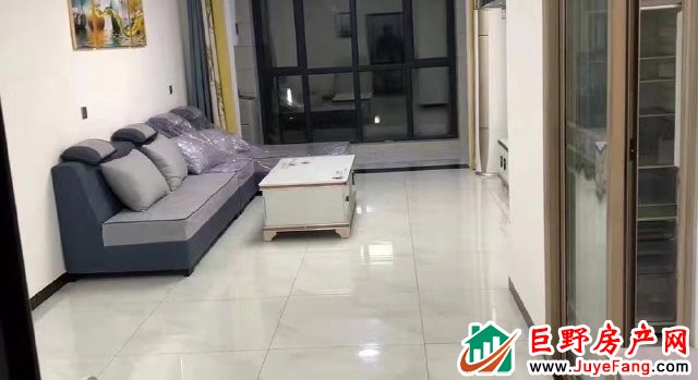 麟泰花园 3室2厅 110平米 精装修 16000元/月