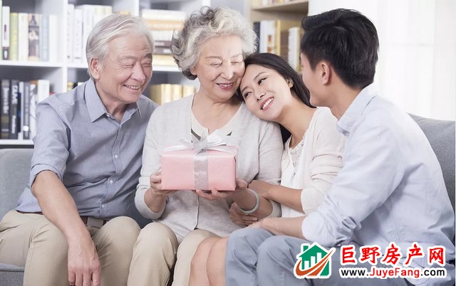 返乡置业 为爱归家｜衣锦荣归时，当选华鹏·麟珑印